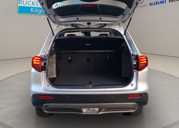 Vehicle image 10 Vehicle image 10