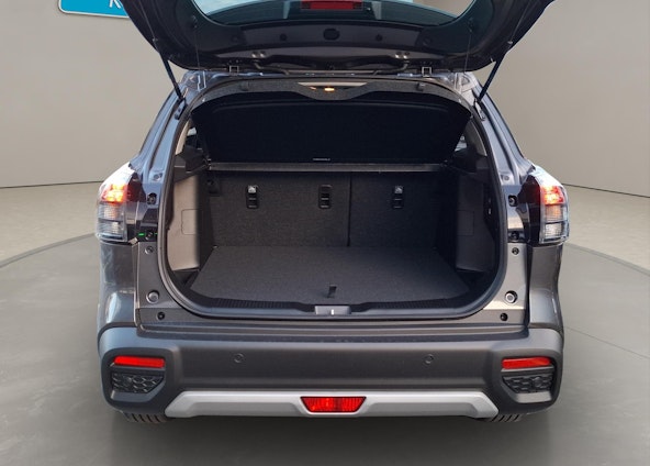 Vehicle image 10 Vehicle image 10