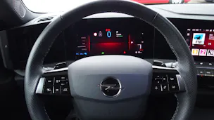 Opel Astra 1.6 T PHEV 180 Swiss Plus