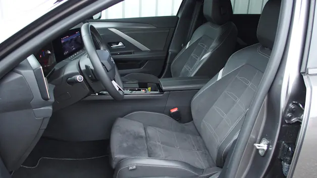 Opel Astra 1.6 T PHEV 180 Swiss Plus