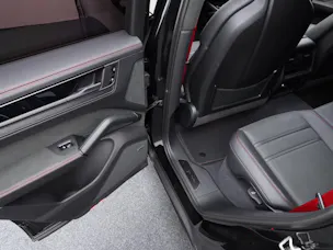 Porsche Cayenne GTS