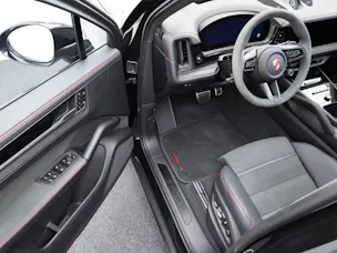 Porsche Cayenne GTS