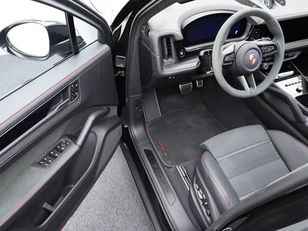 Porsche Cayenne GTS