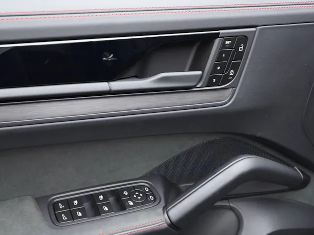 Porsche Cayenne GTS