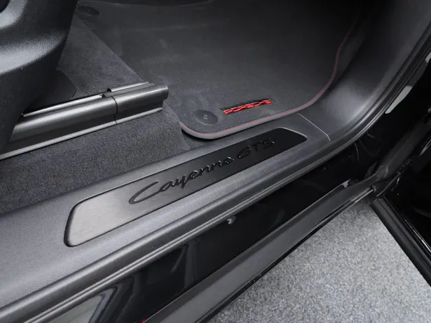 Porsche Cayenne GTS