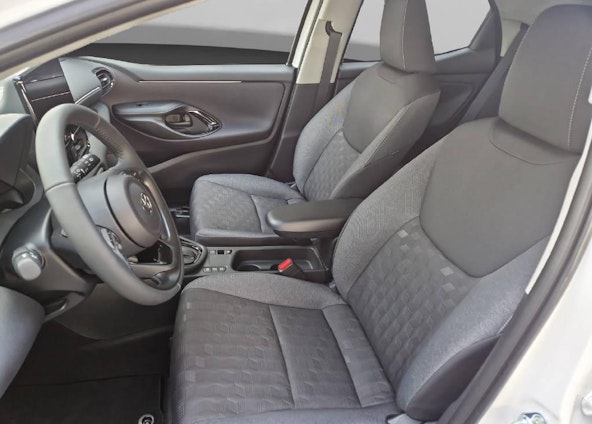 Vehicle image 8 Vehicle image 8