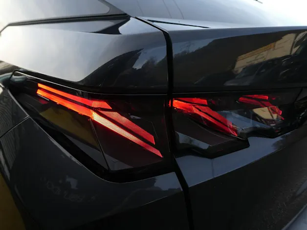 Peugeot 3008 E-Launch Edition AWD