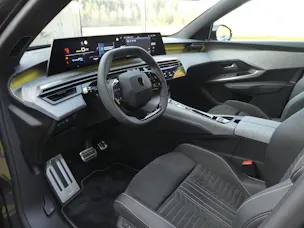 Peugeot 3008 E-Launch Edition AWD