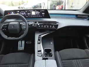 Peugeot 3008 E-Launch Edition AWD