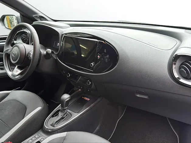 Toyota Aygo X 1.5 VVT-i HSD GR Sport