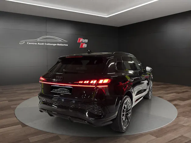 Audi Q3 SUV 110 kW TFSI S tronic