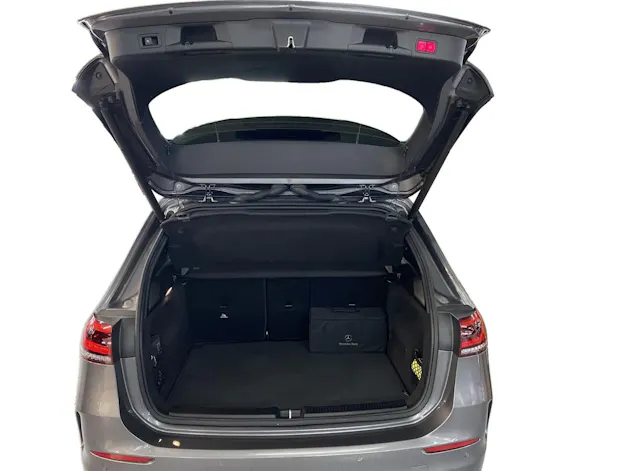 Mercedes-Benz B 250 e AMG Line