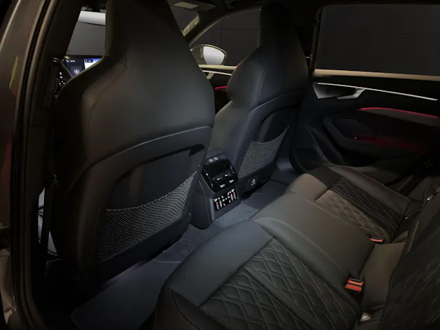 Audi A6 Avant TFSI quattro 270 kW S tronic