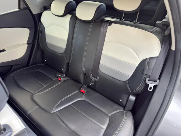 RENAULT Captur 1.3 T 16V Initiale Paris EDC