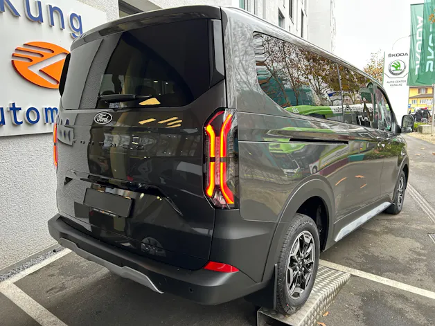 Ford Tourneo Bus 320 L2H1 Active Automat
