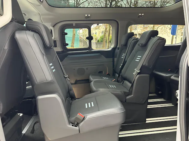 Ford Tourneo Bus 320 L2H1 Active Automat