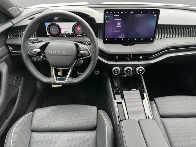 Škoda Superb Combi 2.0 TSI Sportline 4x4 DSG