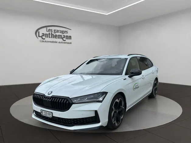 Škoda Superb Combi 2.0 TSI Sportline 4x4 DSG