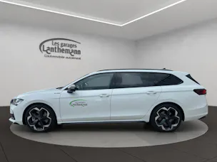Škoda Superb Combi 2.0 TSI Sportline 4x4 DSG