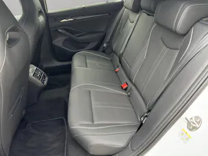 Škoda Superb Combi 2.0 TSI Sportline 4x4 DSG
