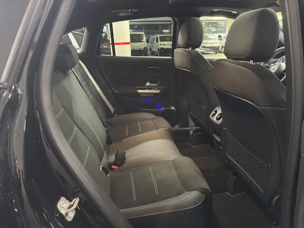 Mercedes-Benz GLA 250 AMG Line 4 Matic Swiss Star