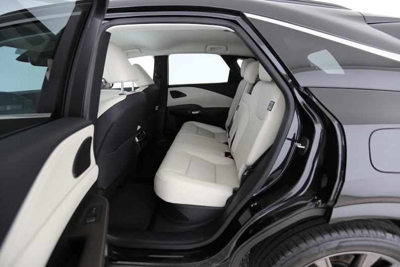 Vehicle image LEXUS RX