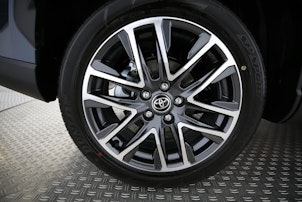 Vehicle image TOYOTA Corolla Cross 2.0 HSD Trend AWD-i