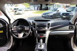 Subaru Legacy Station 2.0i Swiss