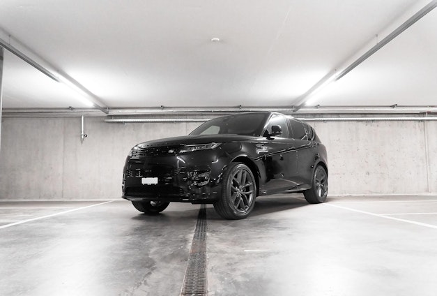 First vehicle image First vehicle image