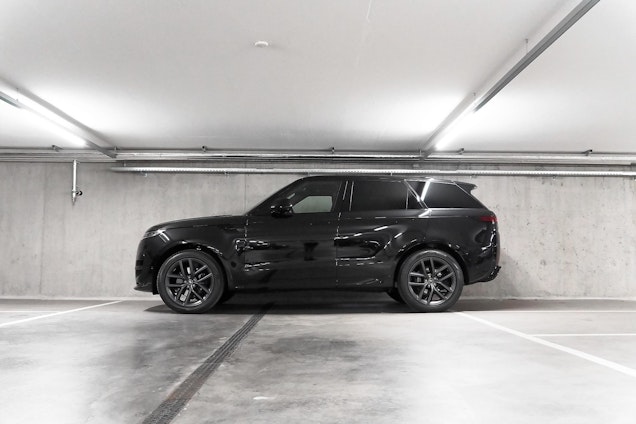 Vehicle image 5 Vehicle image 5