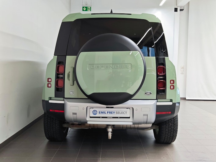 Vehicle image LAND ROVER DEFENDER