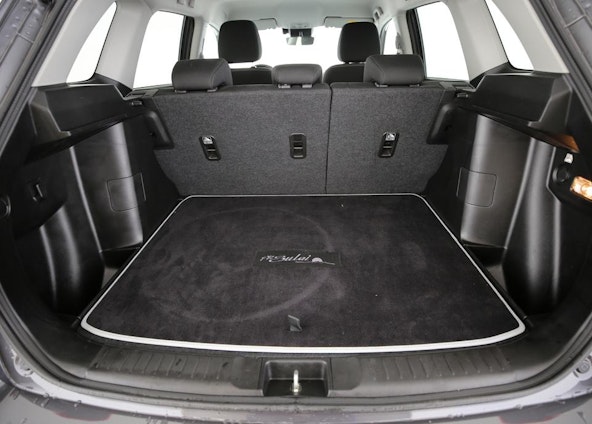 Vehicle image 9 Vehicle image 9