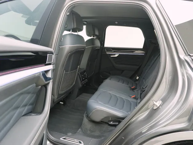 VW Touareg 3.0 TDI R-Line Black Style 4Motion