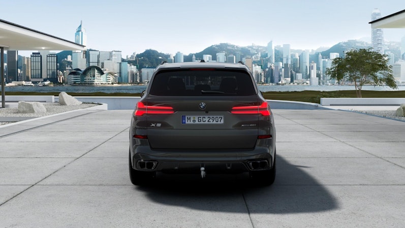 Vehicle image BMW X5