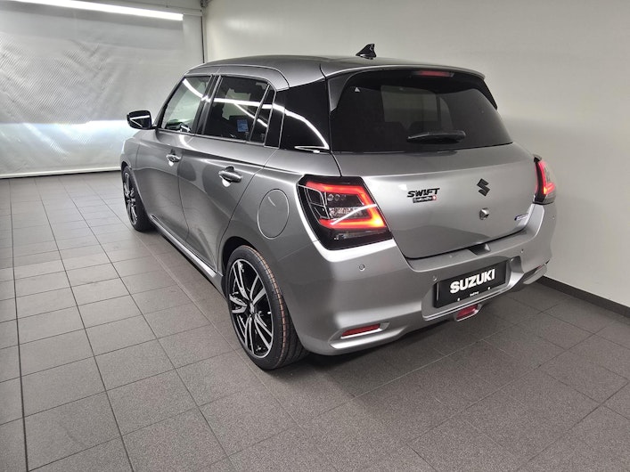 Vehicle image SUZUKI SWIFT