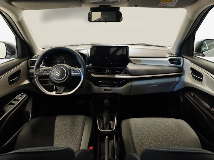 Fahrzeugbild SUZUKI SWIFT