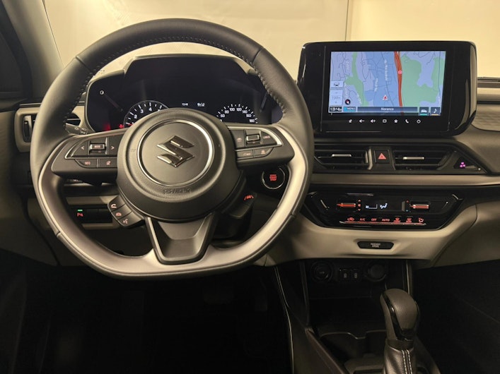 Vehicle image SUZUKI SWIFT