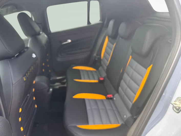 Fahrzeugbild JEEP AVENGER