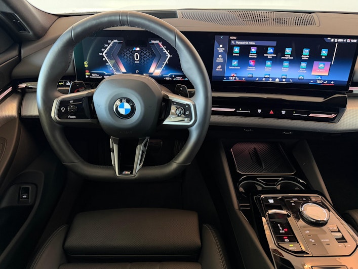 Vehicle image BMW 5 SERIES