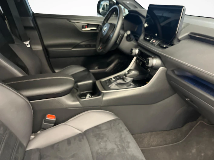 Fahrzeugbild TOYOTA RAV-4