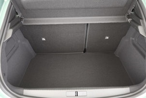 Vehicle image OPEL 1.2 T Hybrid Sporthilfe