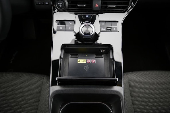 Vehicle image 8 Vehicle image 8