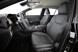 Vehicle image LEXUS RZ 450e Comfort