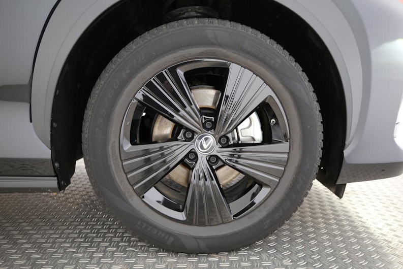 Vehicle image LEXUS RZ