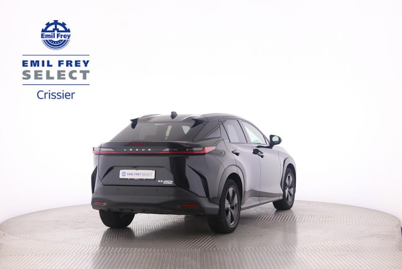 Vehicle image LEXUS RZ