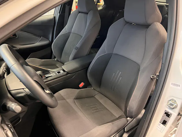 Toyota C-HR 2.0 HEV Trend 4x4