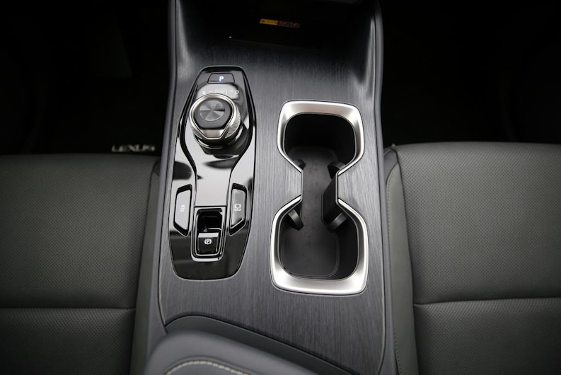 Vehicle image LEXUS RZ