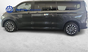 https://vehicle.imgix.net/4080595/92792e2b-3294-44b5-bc3a-f47d3a5290c8.jpg