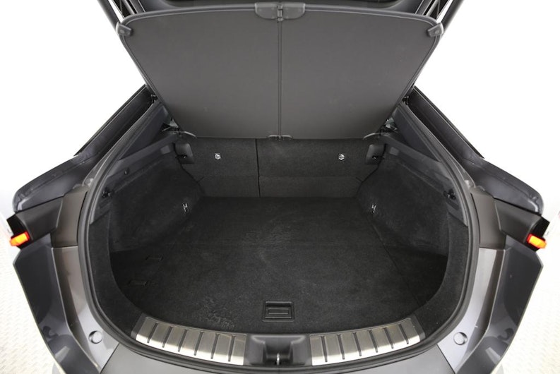 Vehicle image LEXUS RZ