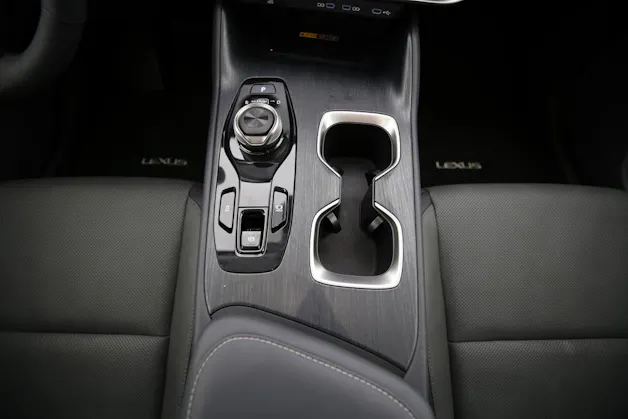 Lexus RZ 450e Comfort